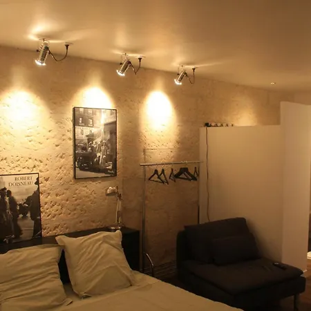 Le Refuge Des Cordeliers Apartment Laon Room photo