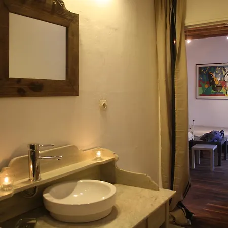 Le Refuge Des Cordeliers Apartment Laon Room photo
